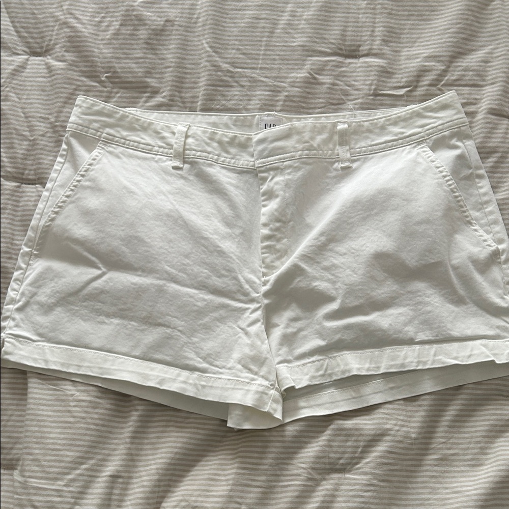 Gap Classic Women's White Cotton Shorts